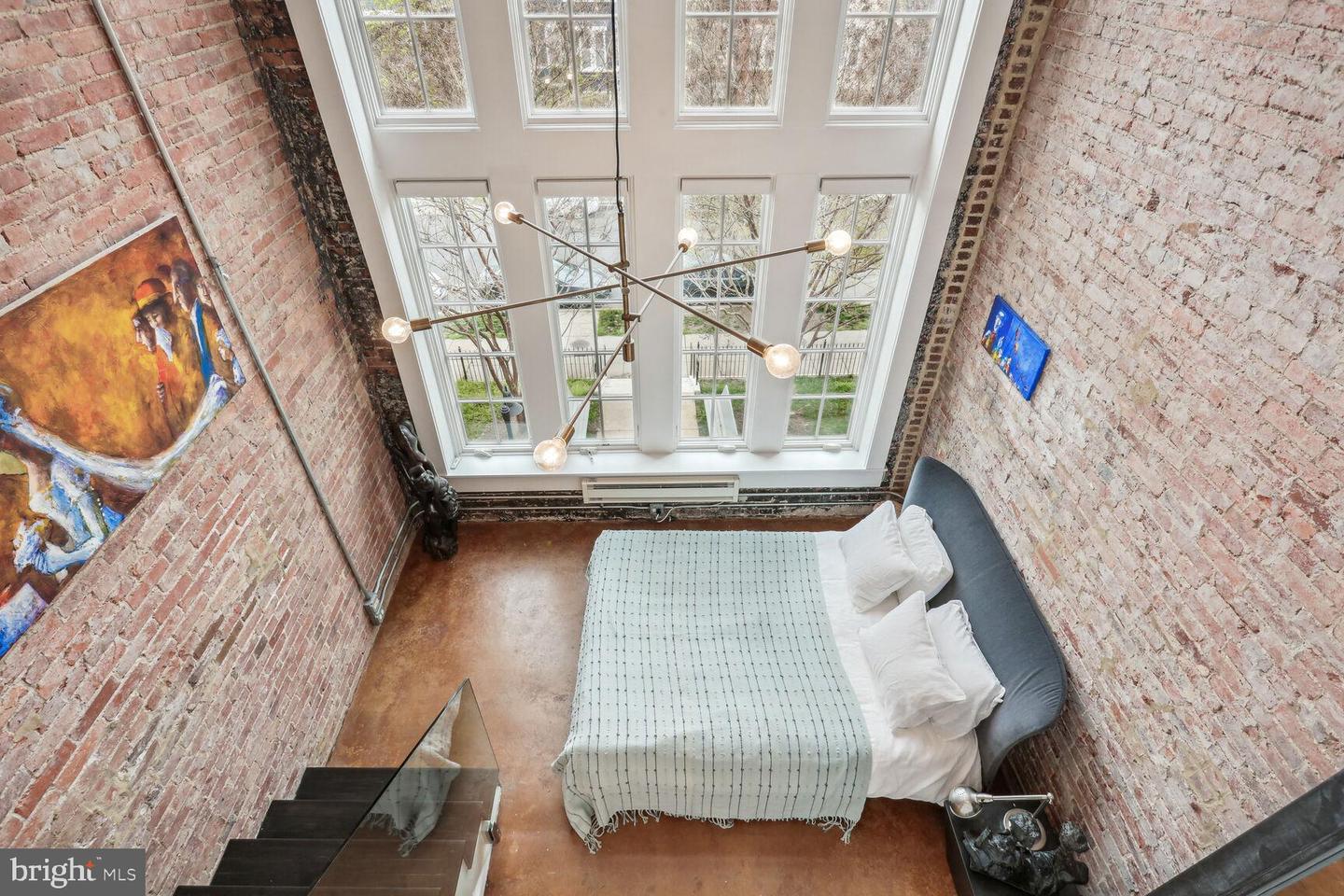 440 12TH STREET NE Unit: 203