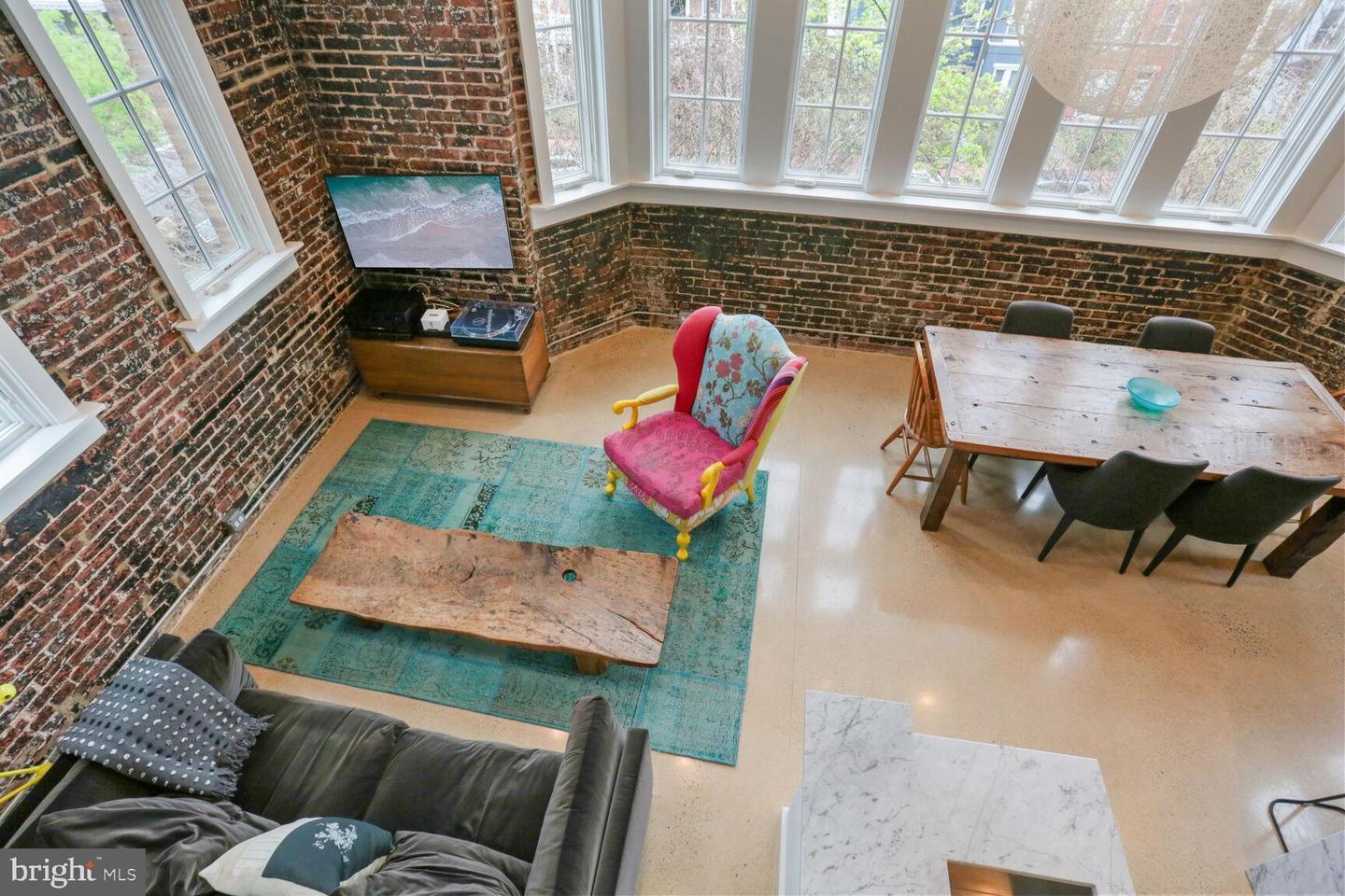 440 12TH STREET NE Unit: 203
