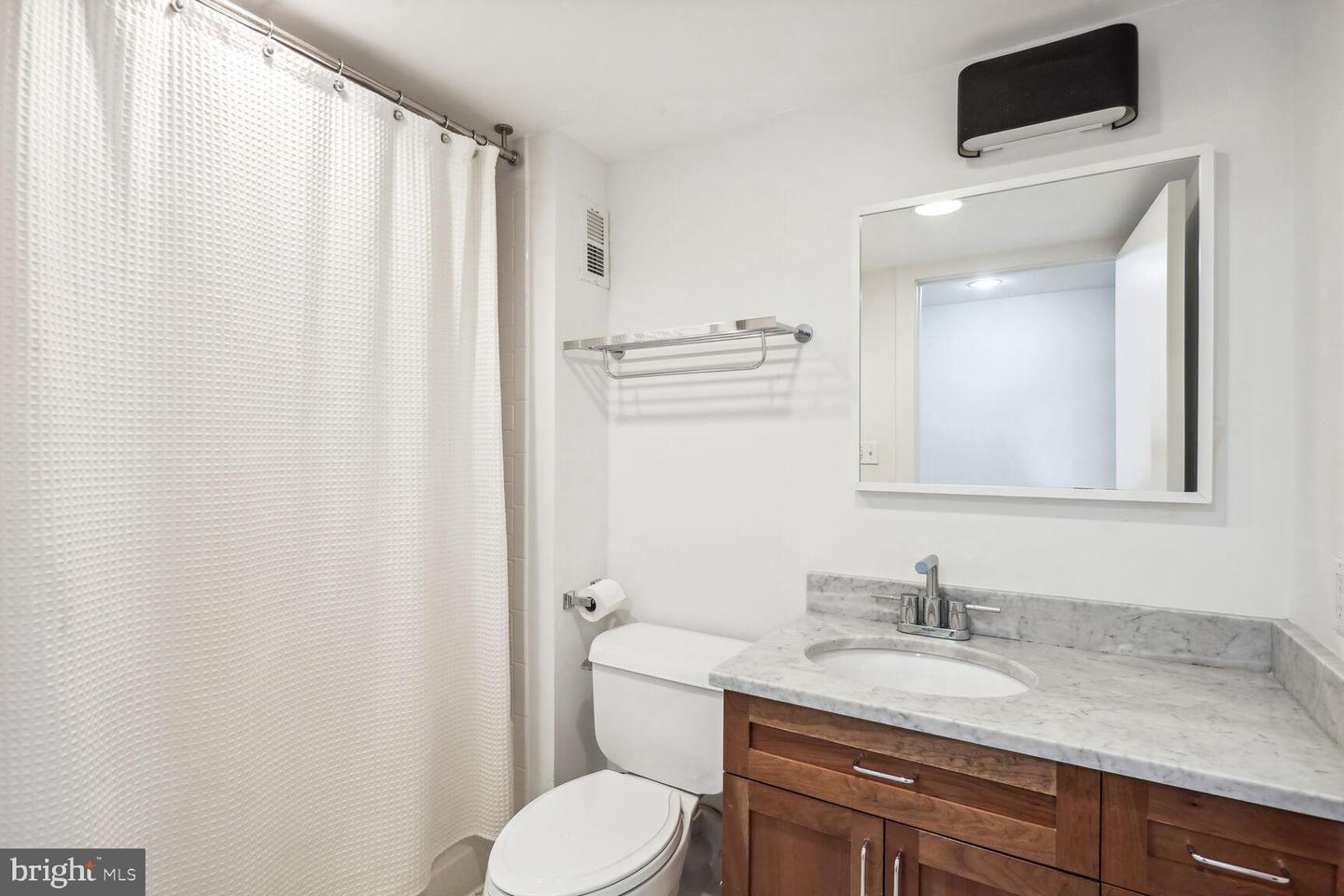 440 12TH STREET NE Unit: 203