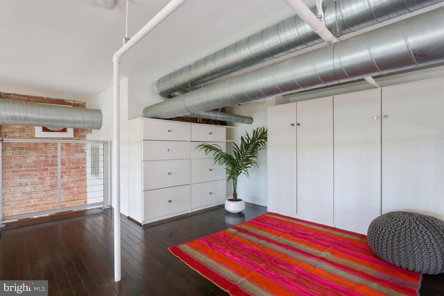 440 12TH STREET NE Unit: 203