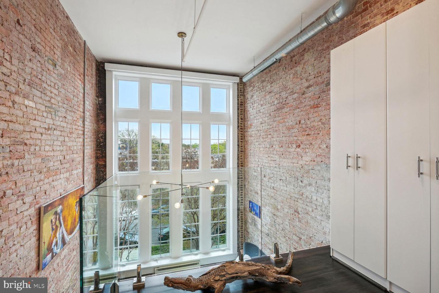 440 12TH STREET NE Unit: 203