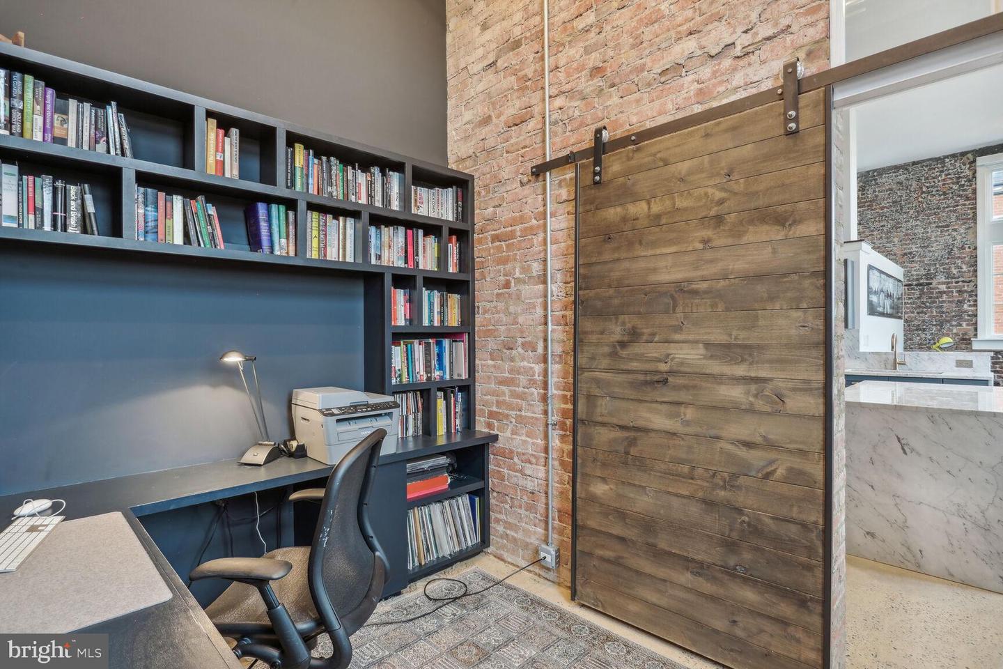 440 12TH STREET NE Unit: 203