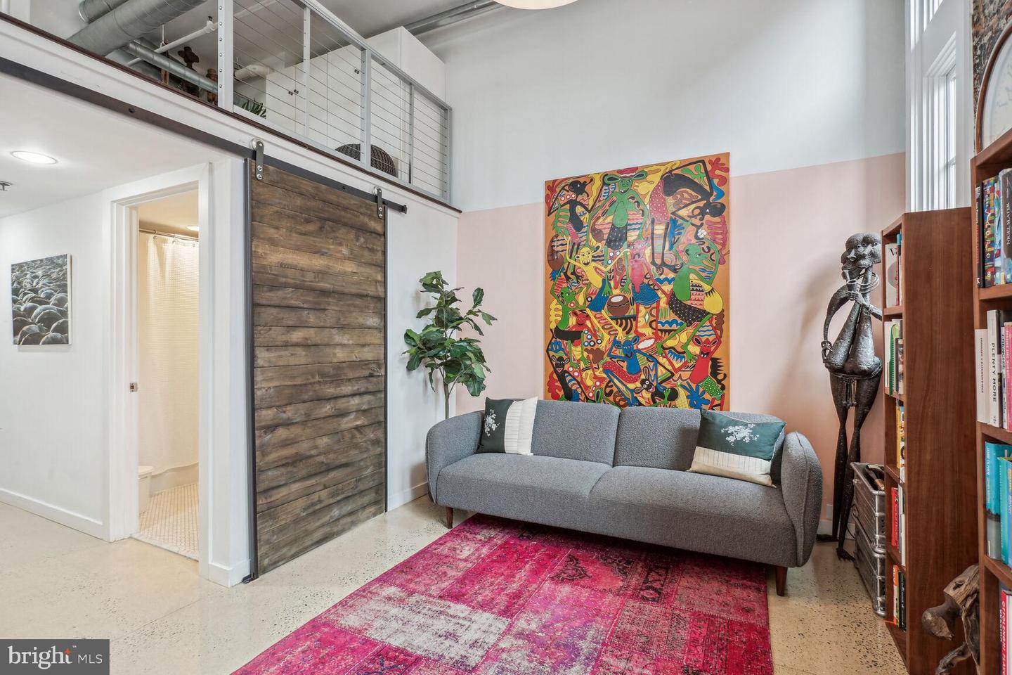 440 12TH STREET NE Unit: 203
