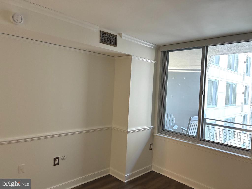 555 MASSACHUSETTS AVENUE NW Unit: 815