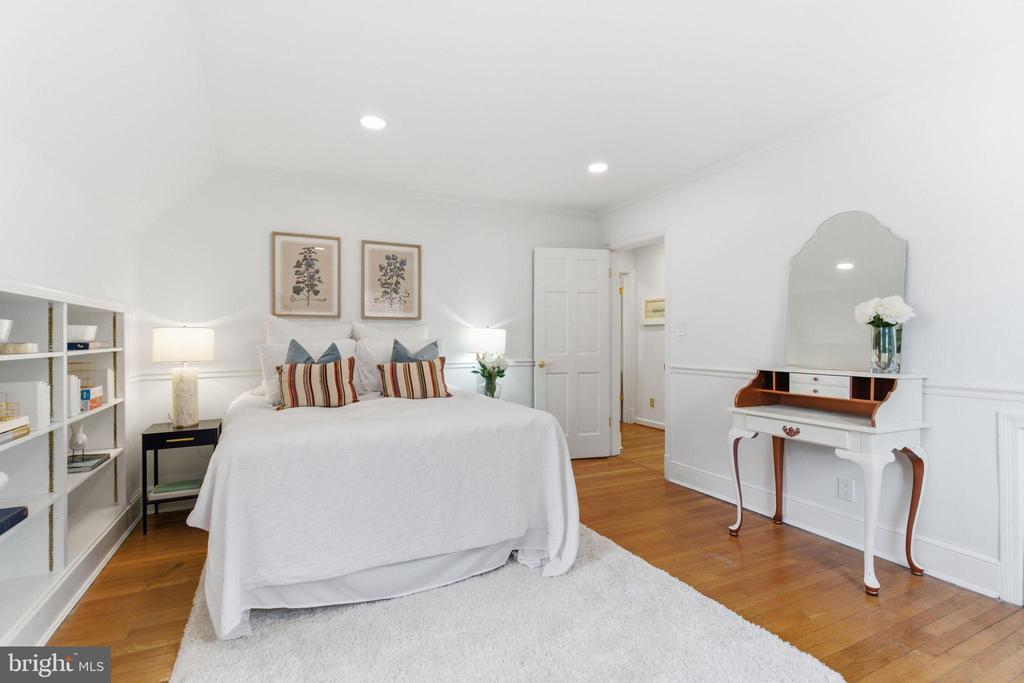 416 WHITTIER STREET NW