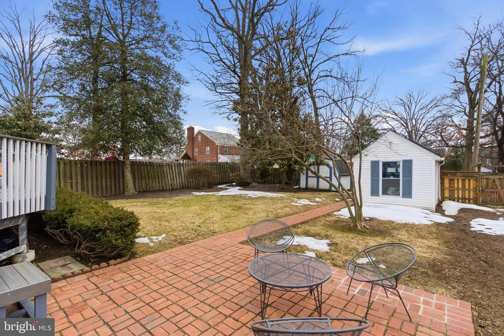 416 WHITTIER STREET NW