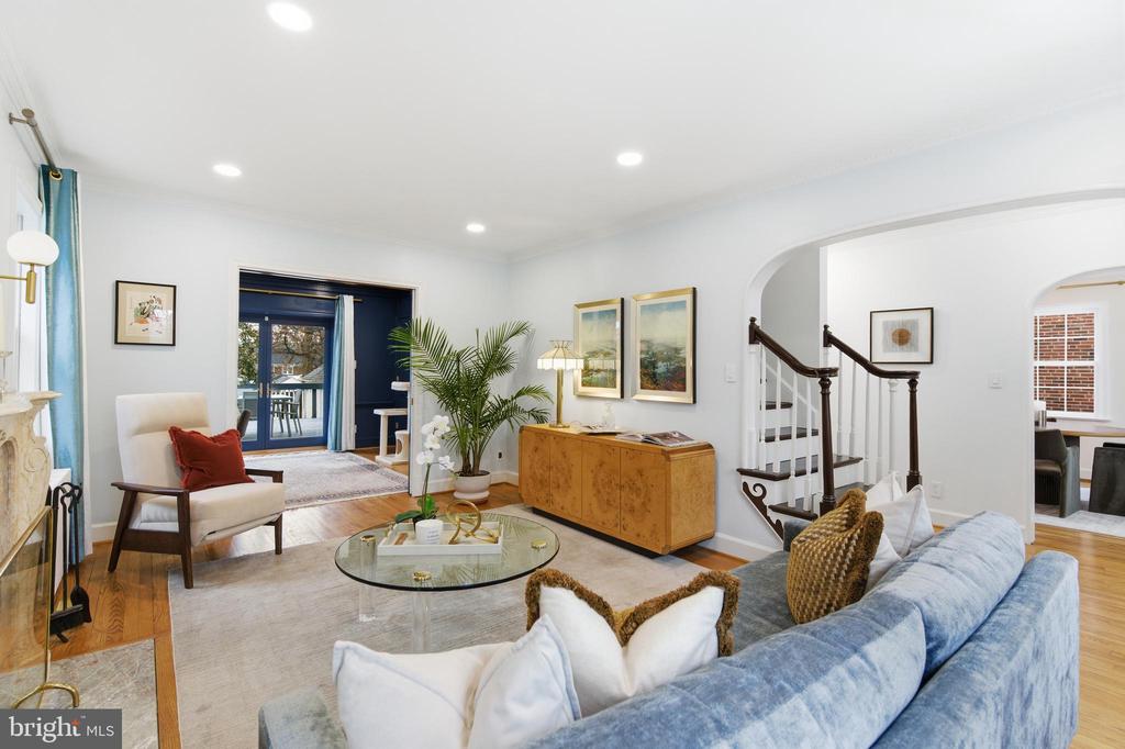 416 WHITTIER STREET NW