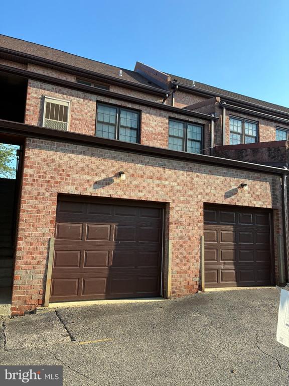 3068 PINEVIEW NE Unit: 3068