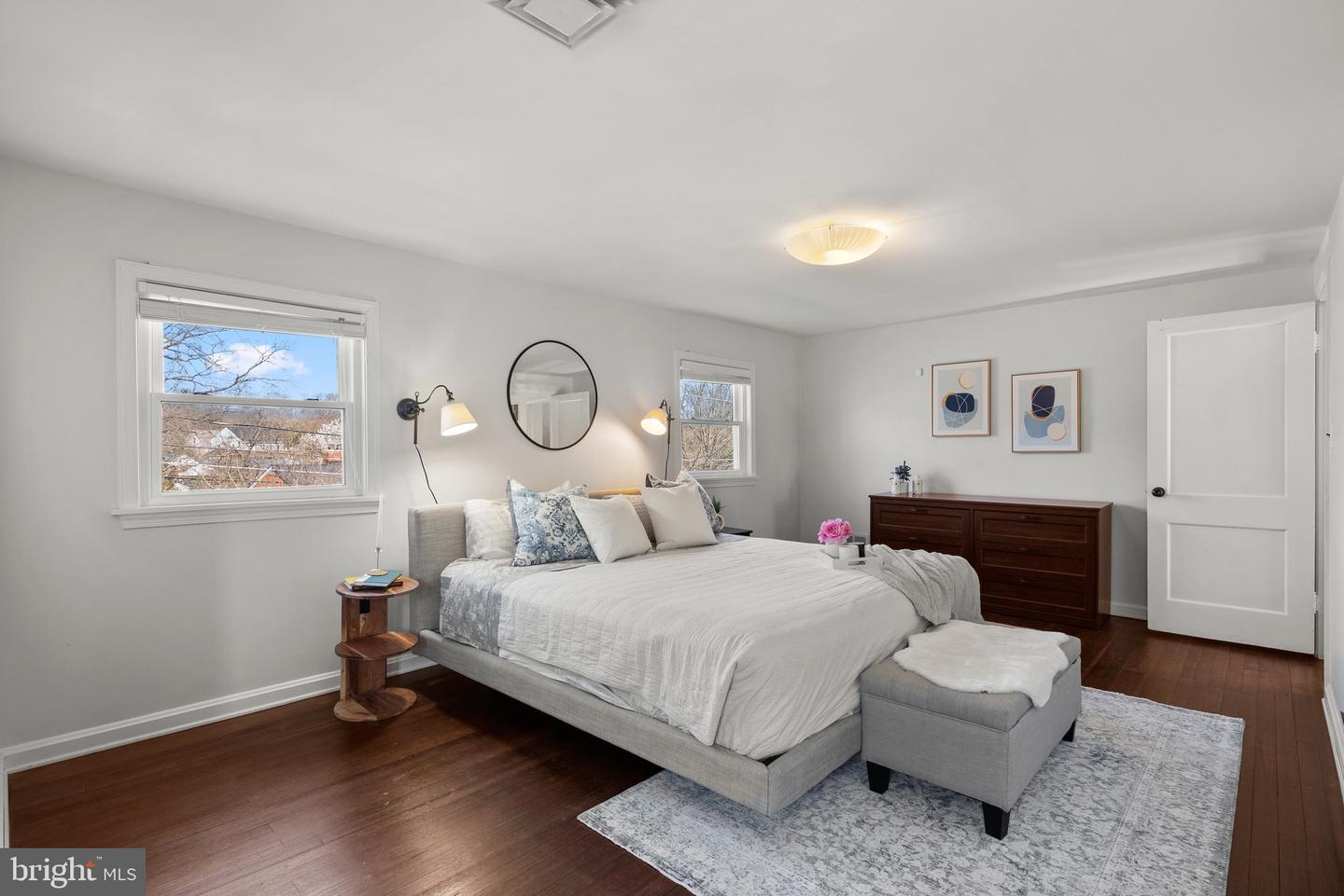 813 HAYWARD AVENUE