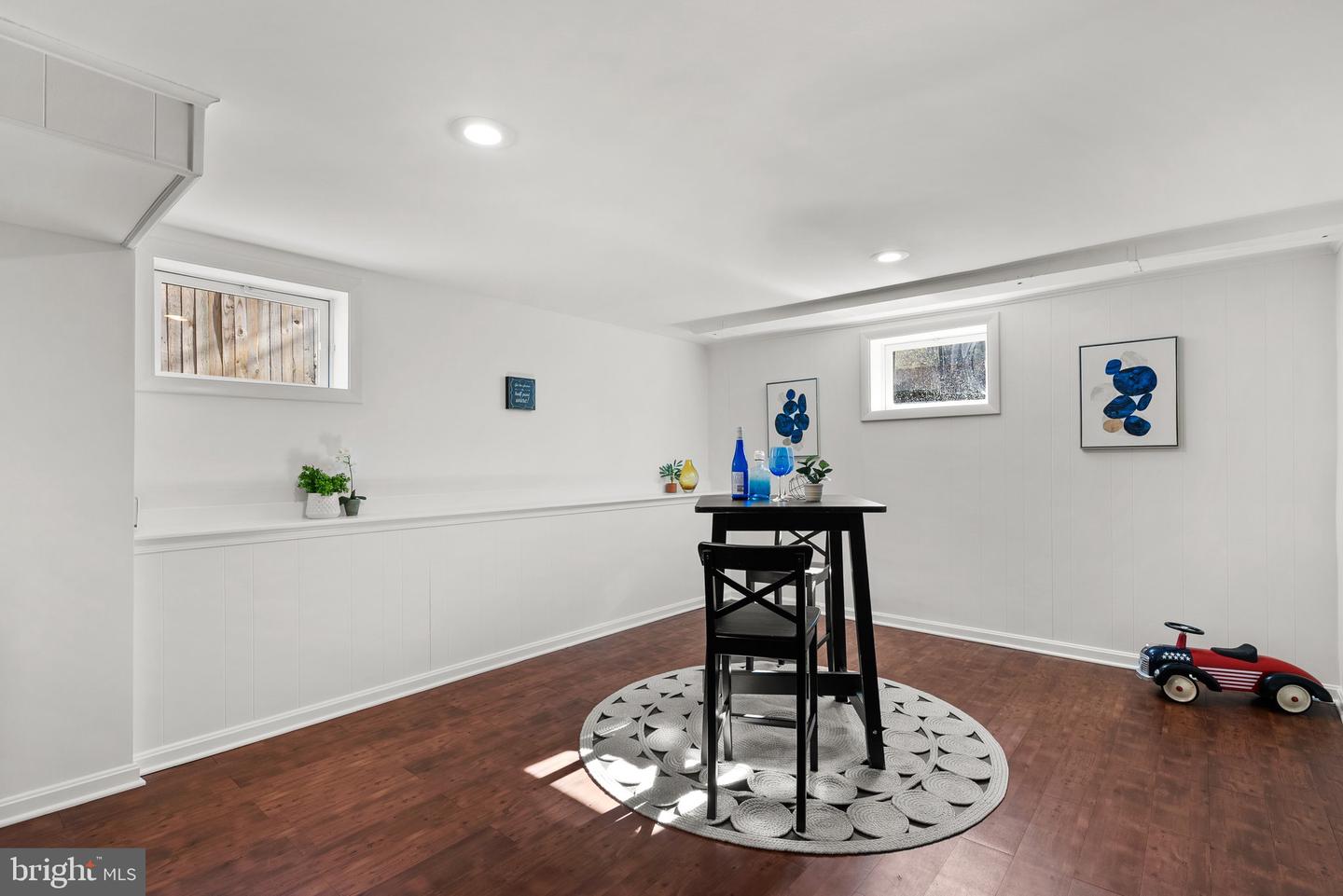 813 HAYWARD AVENUE