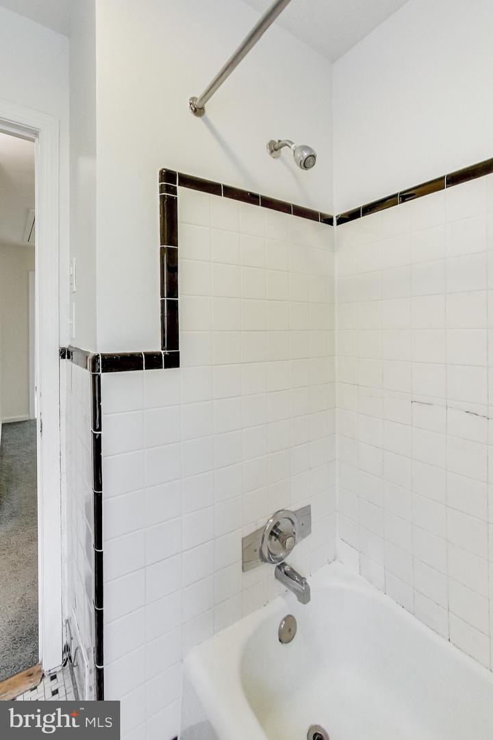 9830 Hollow Glen PLACE Unit: 2562