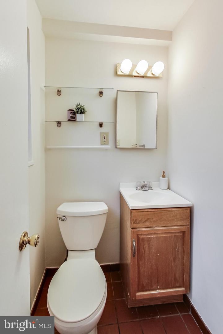 9830 Hollow Glen PLACE Unit: 2562