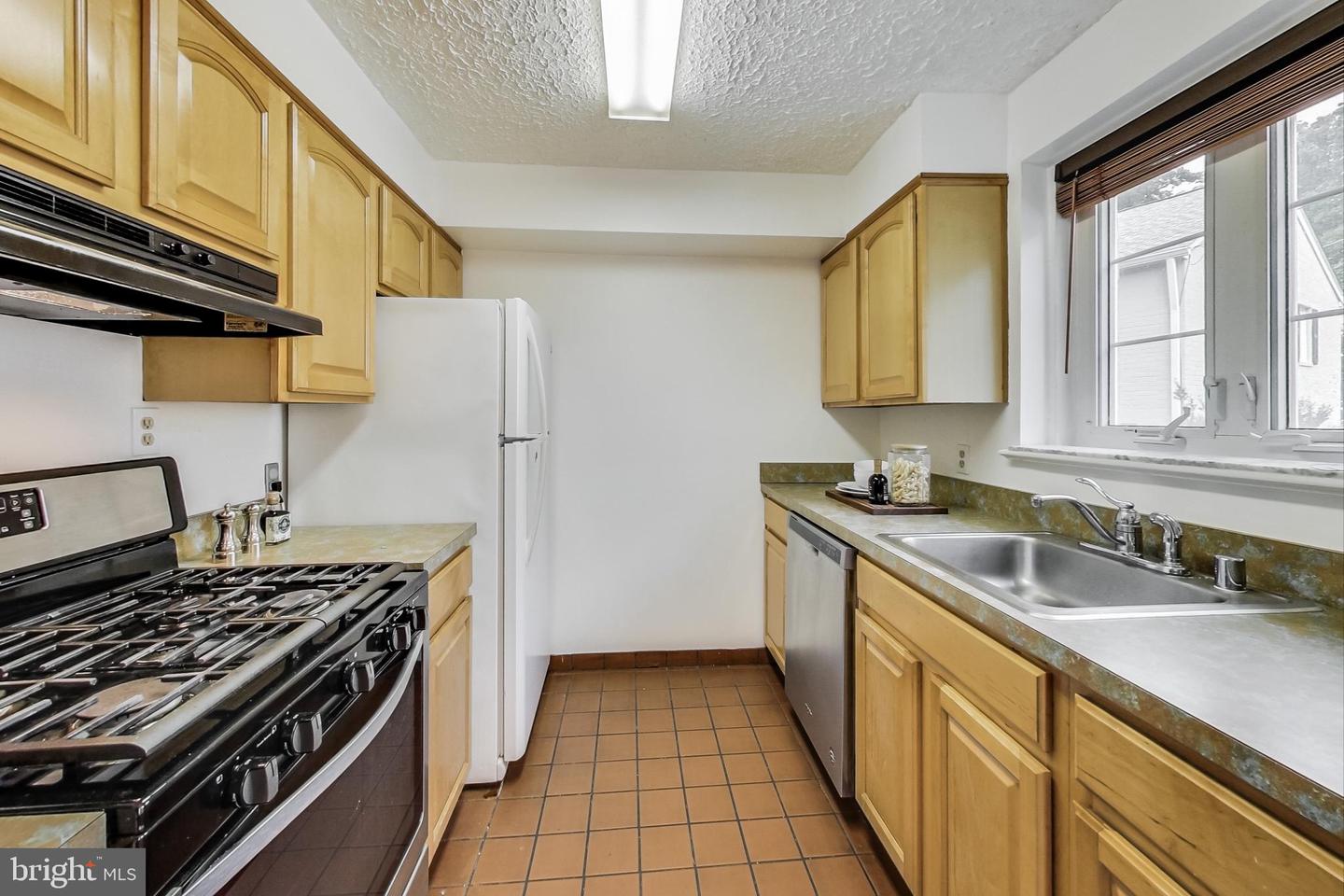 9830 Hollow Glen PLACE Unit: 2562