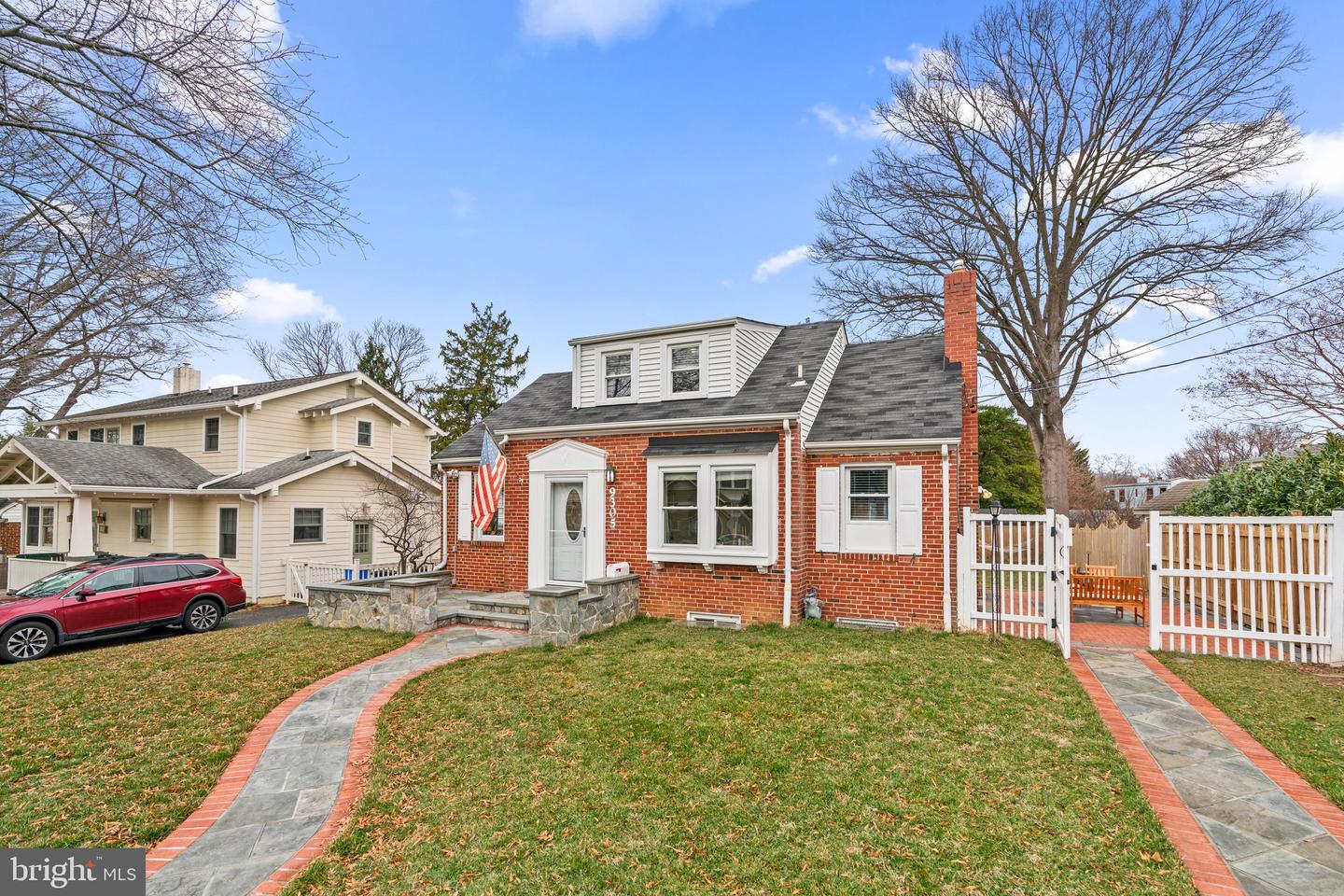 9305 Sudbury Rd