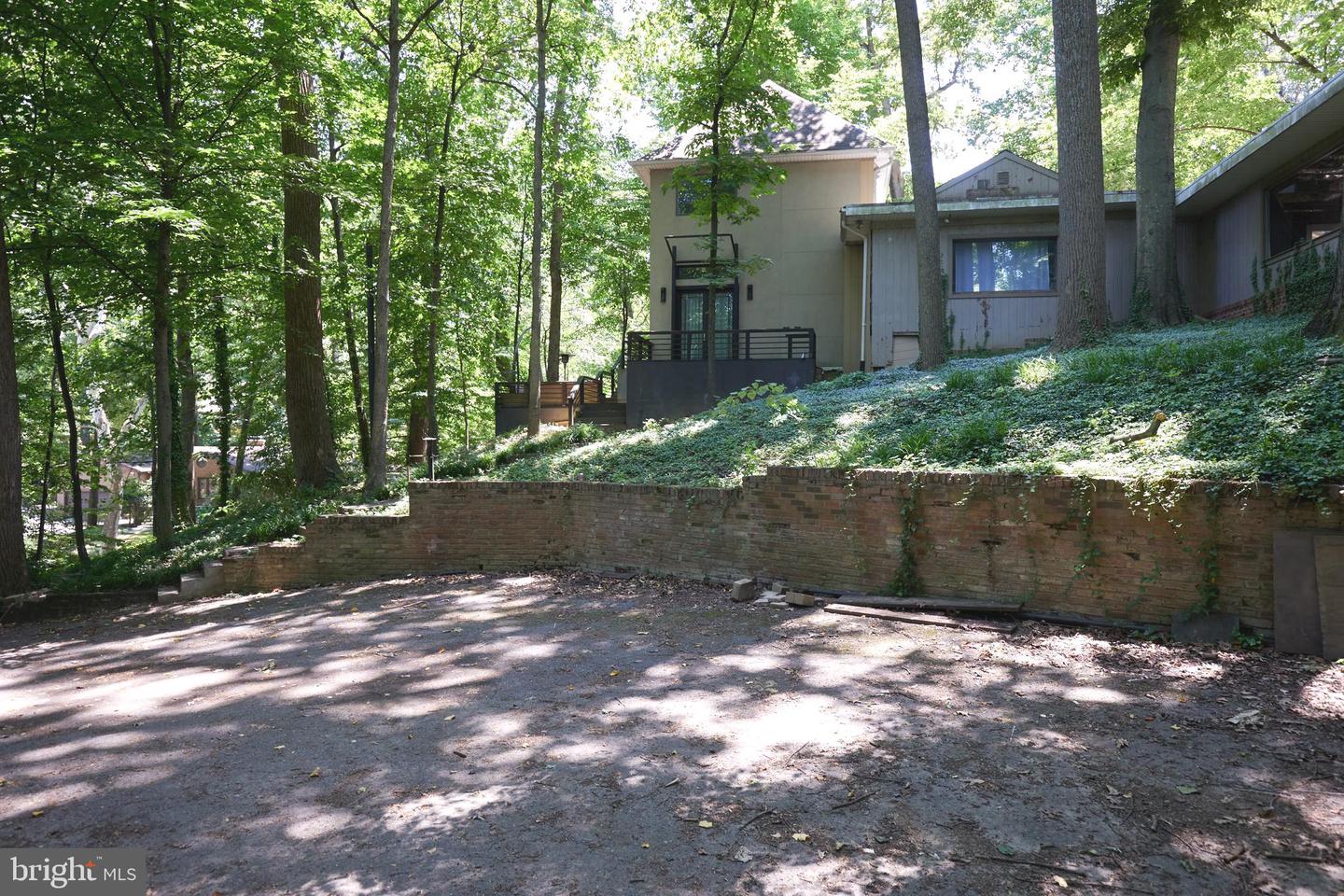 811 Sligo Creek Pkwy