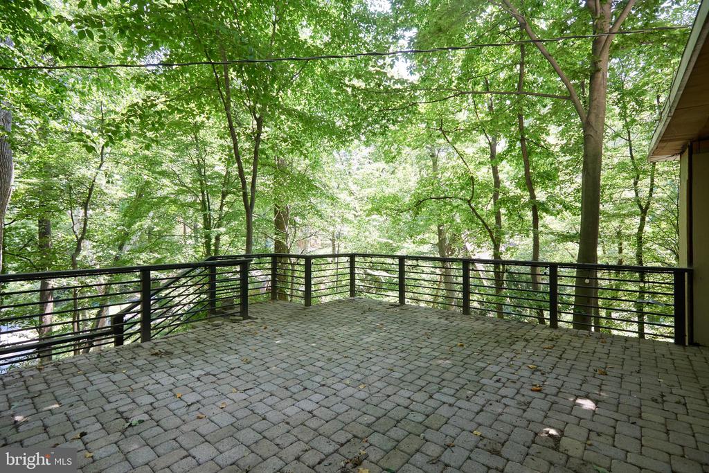 811 Sligo Creek Pkwy