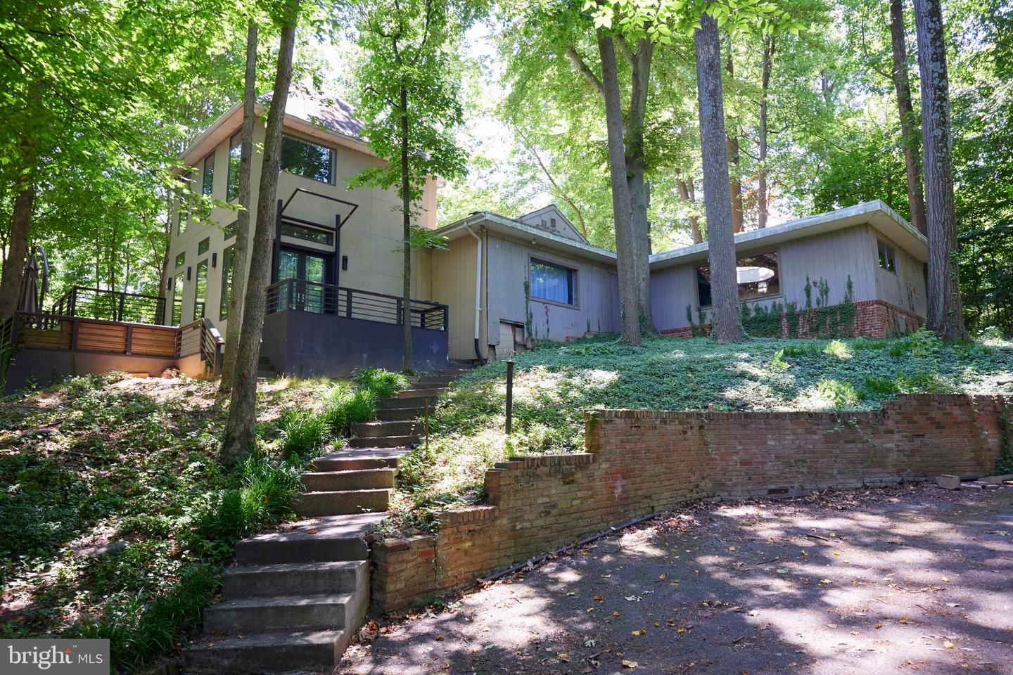 811 Sligo Creek Pkwy
