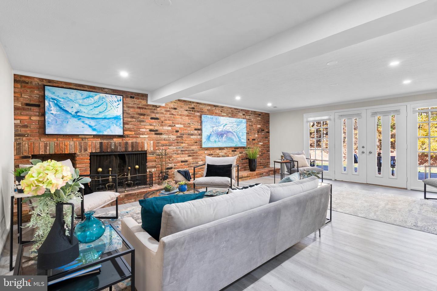 225 Hermleigh Rd