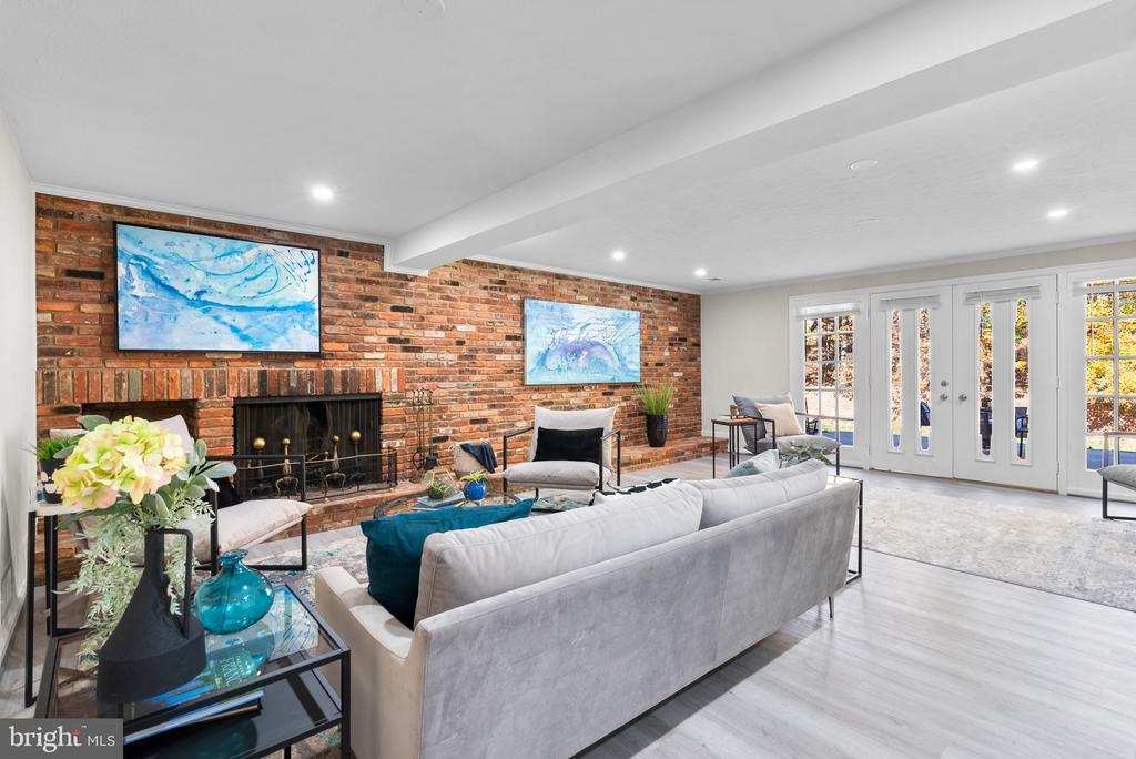 225 Hermleigh Rd