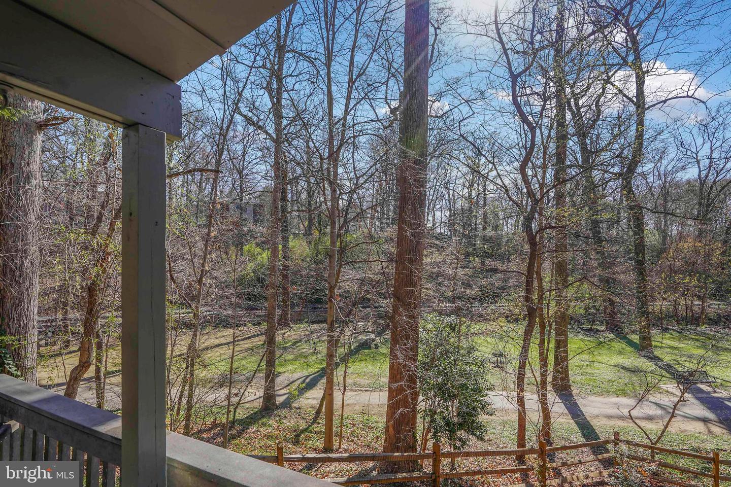 132 Hilltop Rd