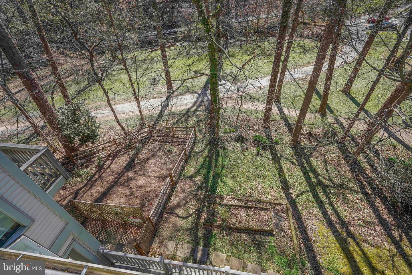 132 Hilltop Rd