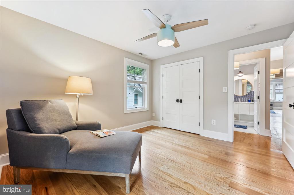 203 SPRING AVENUE