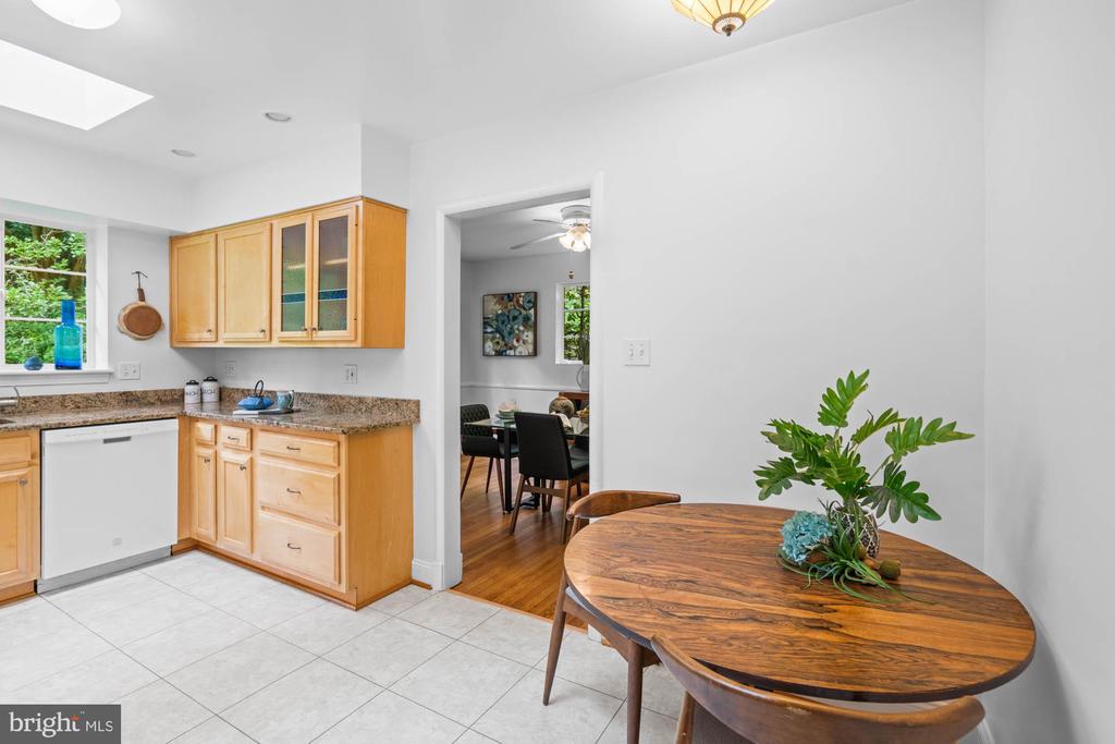 8008 PARK CREST DRIVE