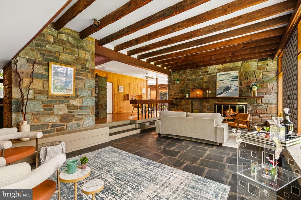 10260 NOLAN DRIVE