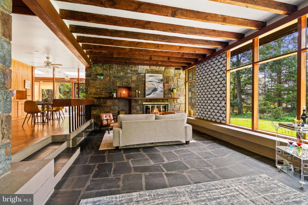 10260 NOLAN DRIVE