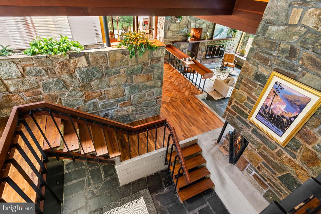 10260 NOLAN DRIVE