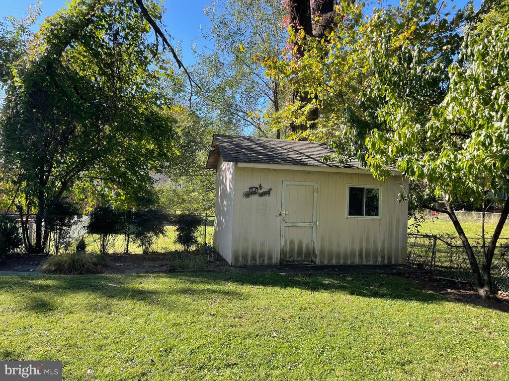 610 RITCHIE AVENUE