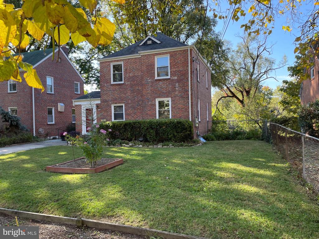 610 RITCHIE AVENUE