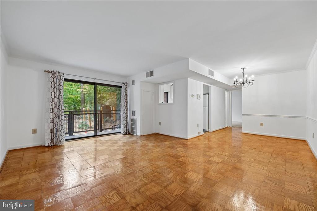 7611 MAPLE AVENUE Unit: 205