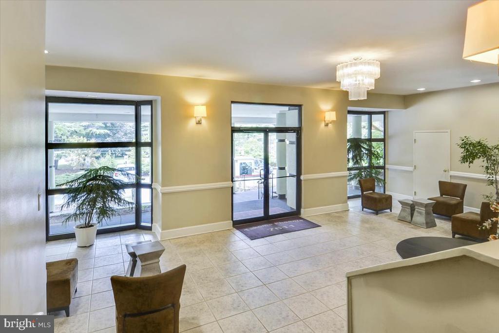 7611 MAPLE AVENUE Unit: 205