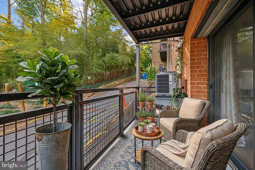 7611 MAPLE AVENUE Unit: 205