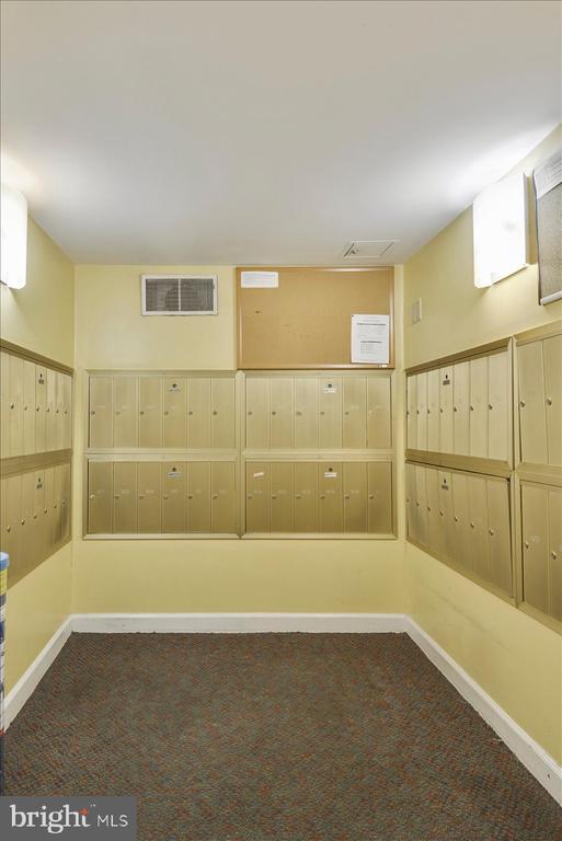 7611 MAPLE AVENUE Unit: 205