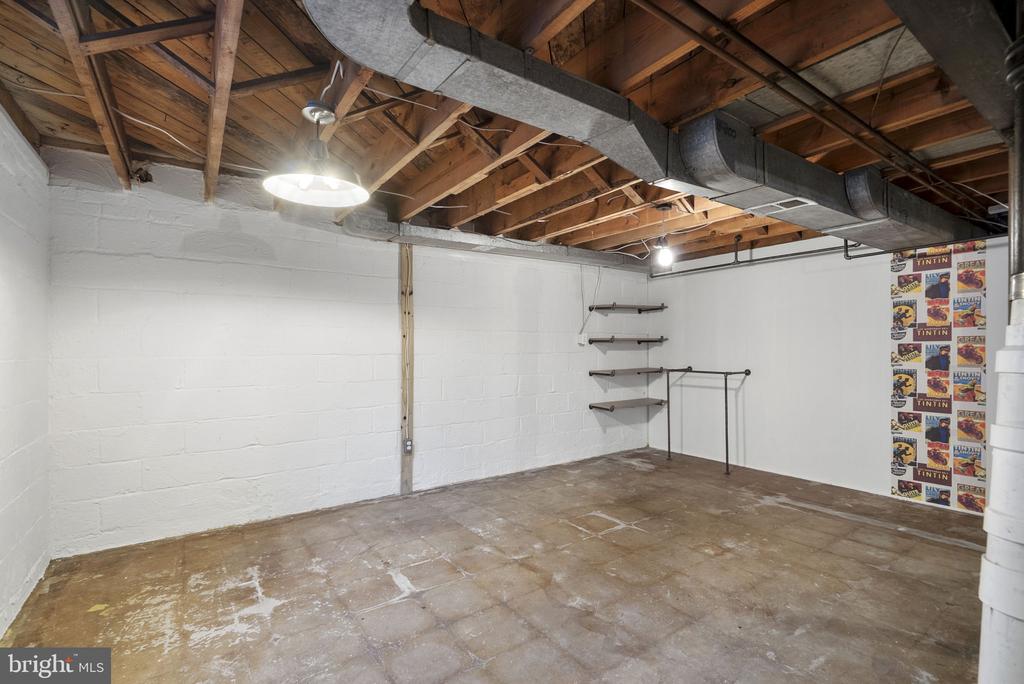 8313 PINEY BRANCH ROAD
