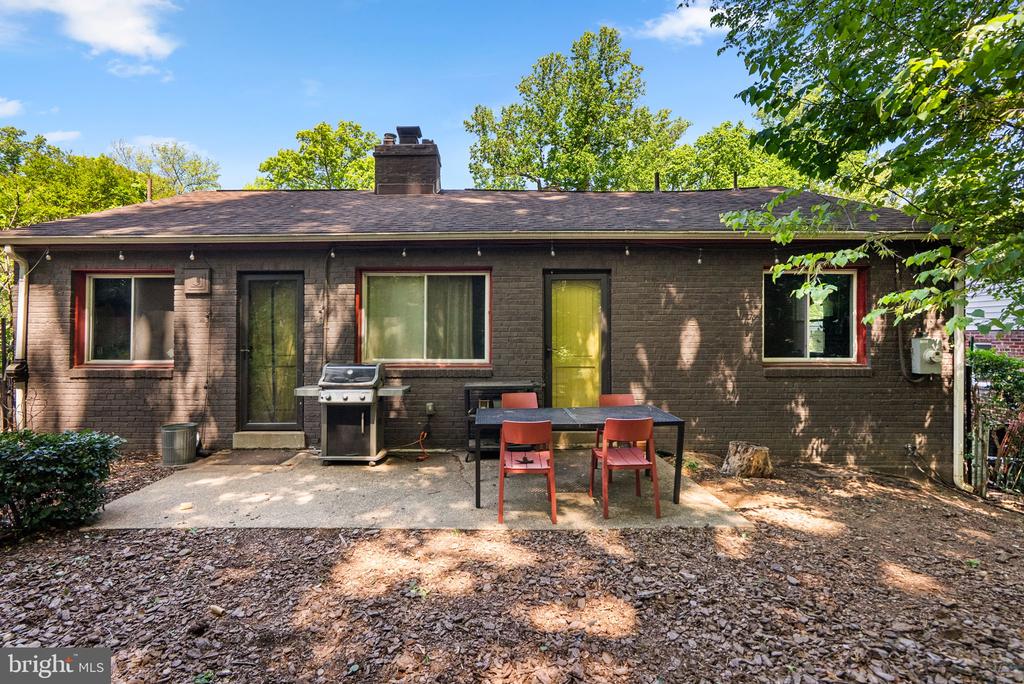8313 PINEY BRANCH ROAD