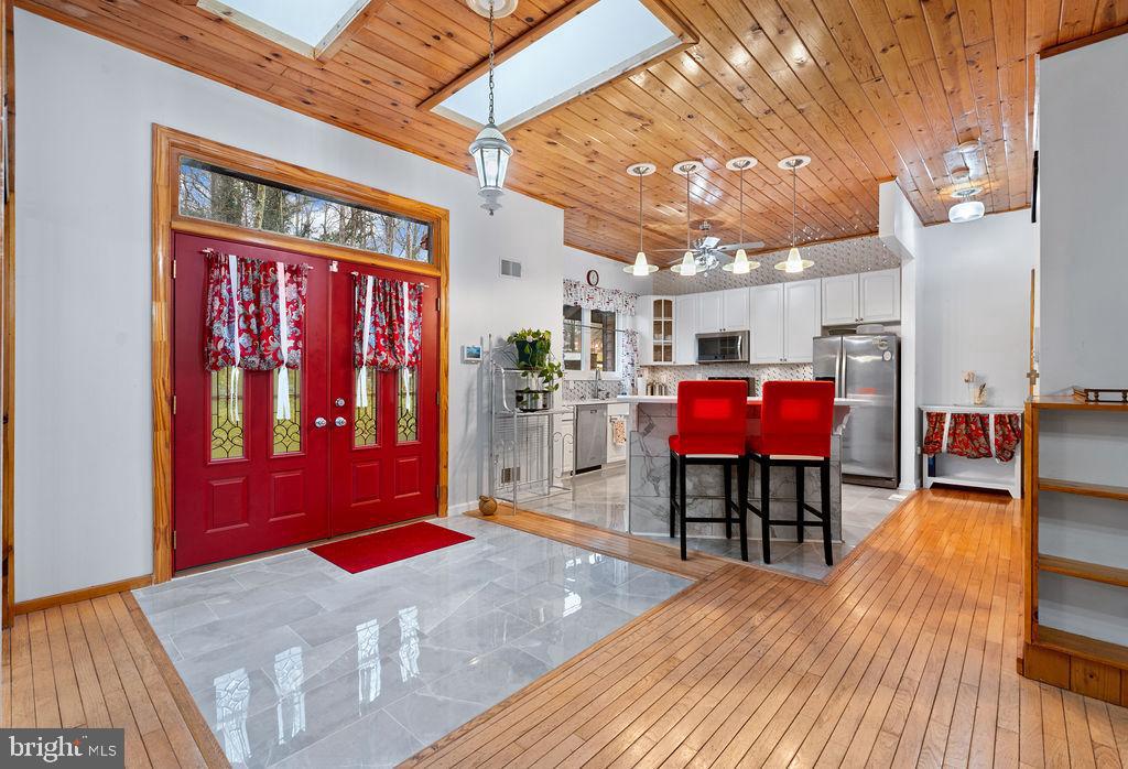 14404 Medwick Rd