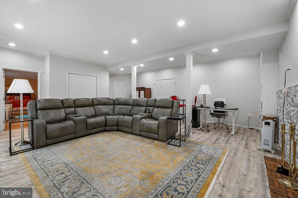 14404 Medwick Rd