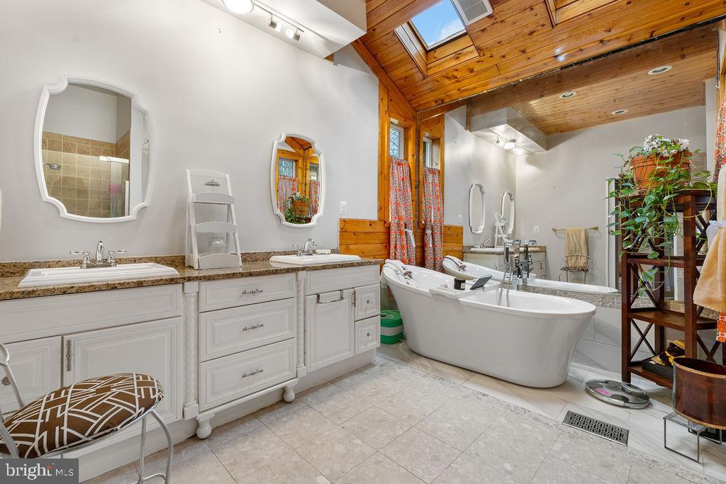 14404 Medwick Rd
