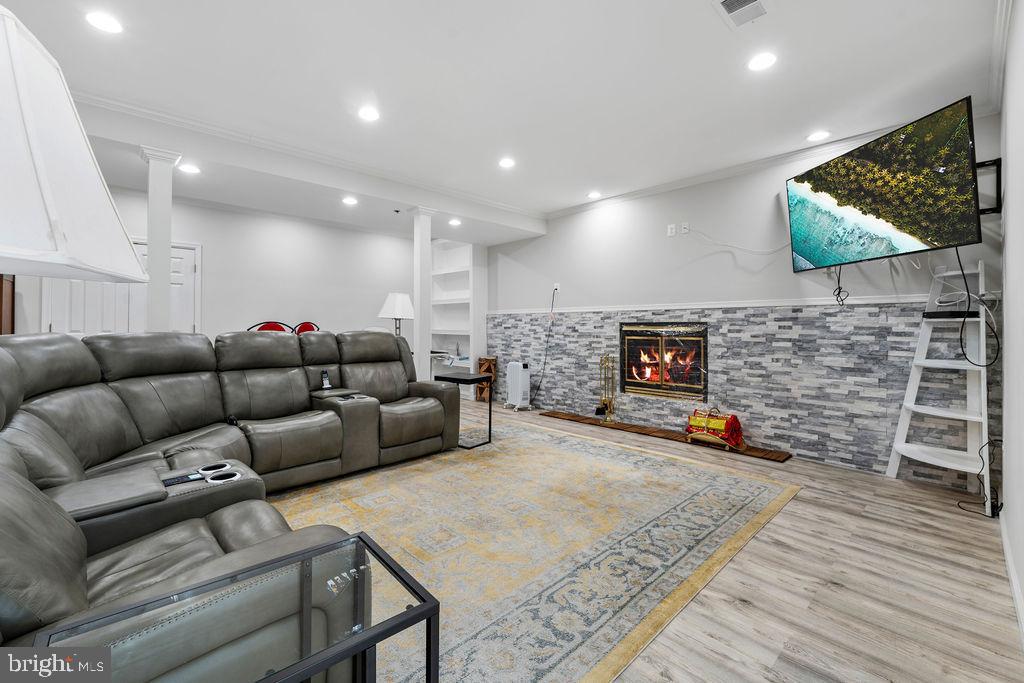 14404 Medwick Rd