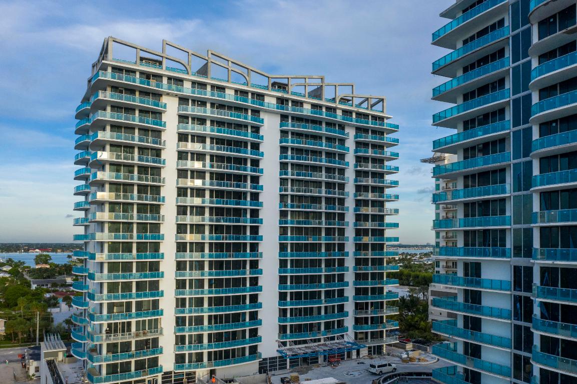 3100 N Ocean Drive Unit: P1404