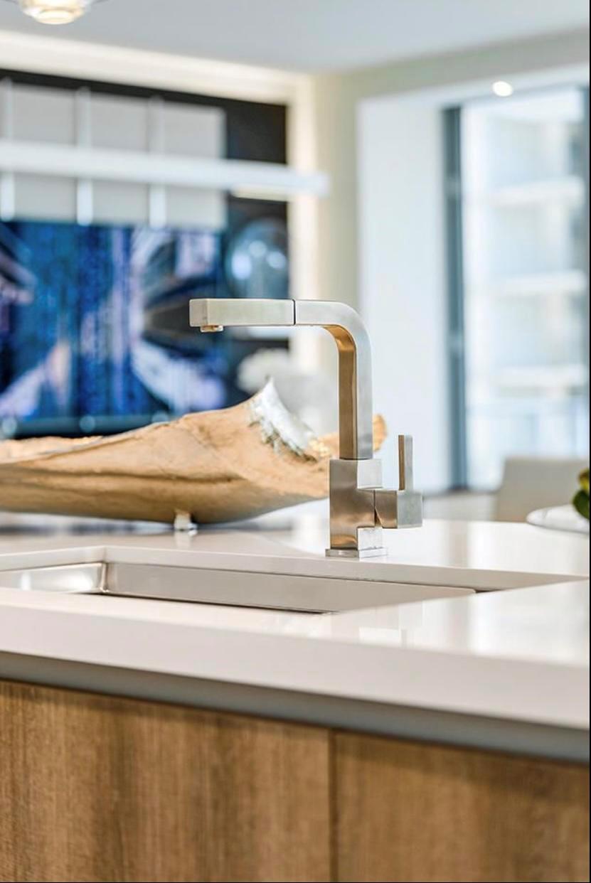 3100 N Ocean Drive Unit: H1206