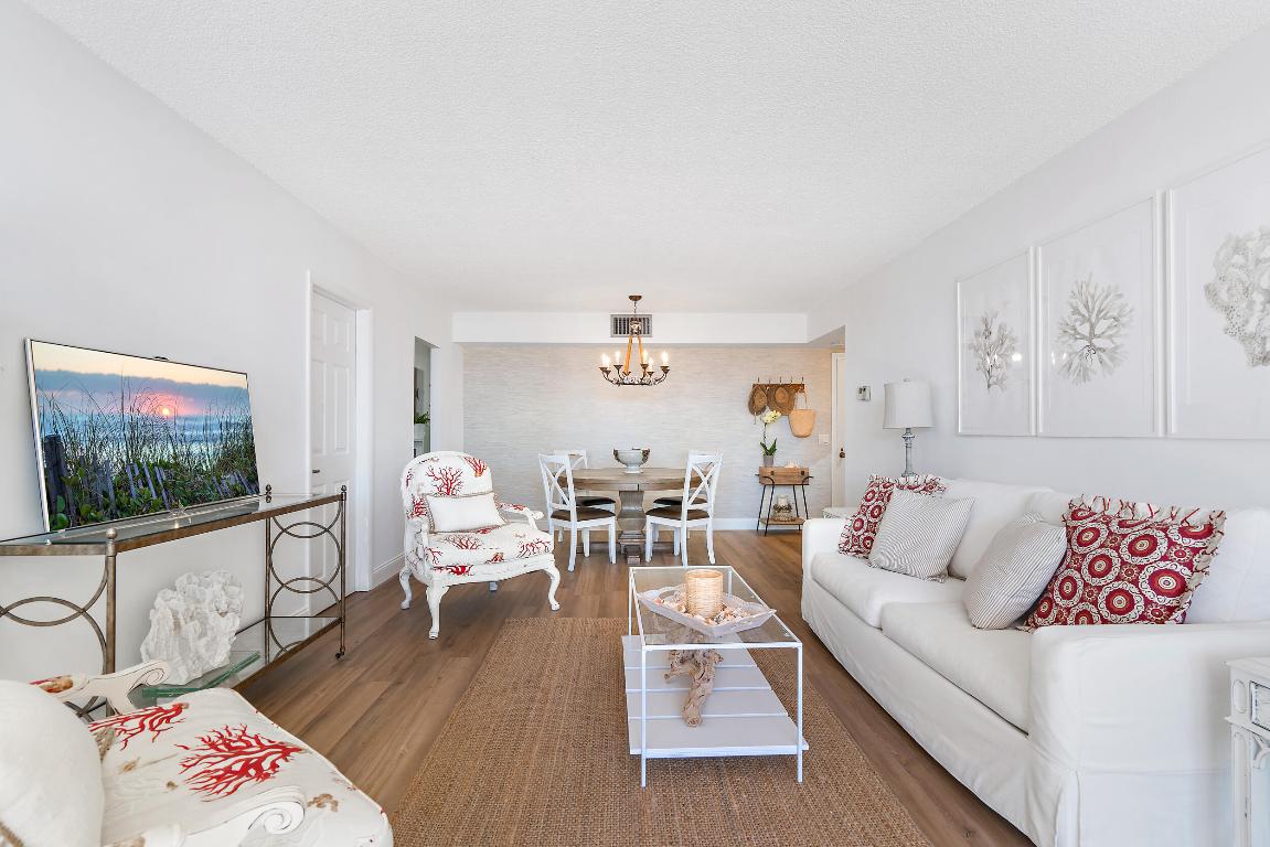 225 Beach Road Unit: 105