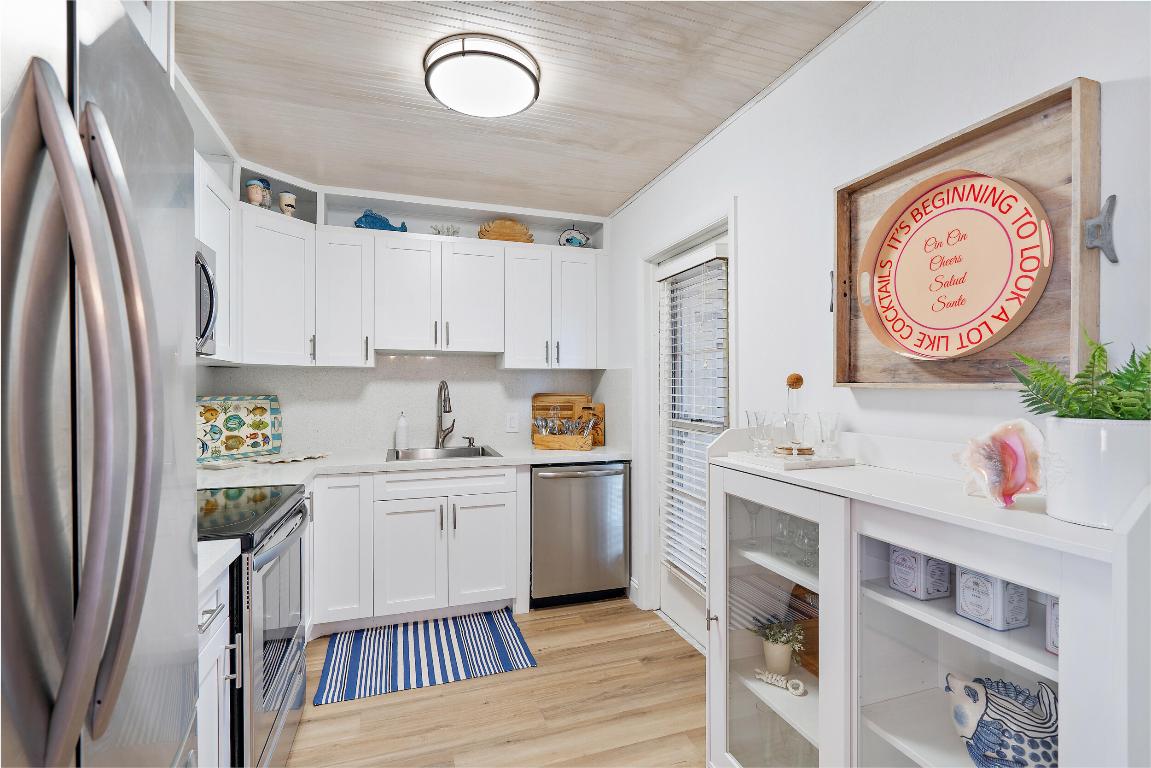 225 Beach Road Unit: 105