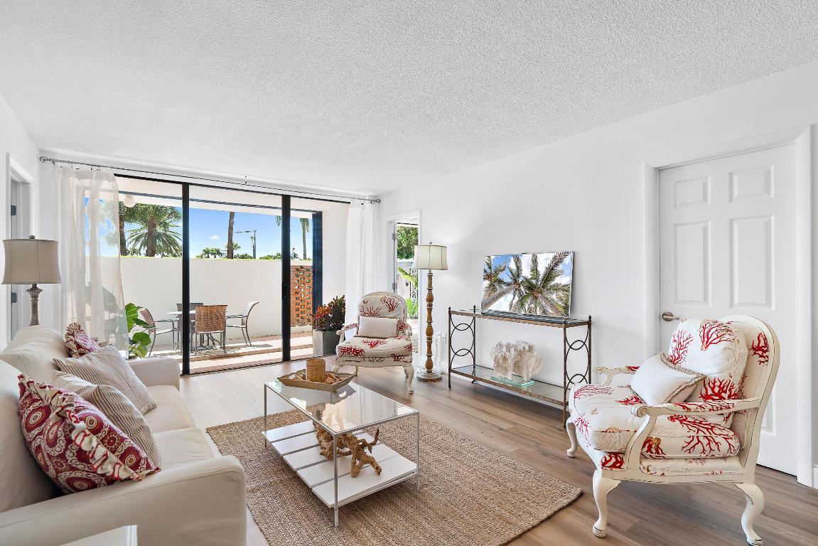 225 Beach Road Unit: 105