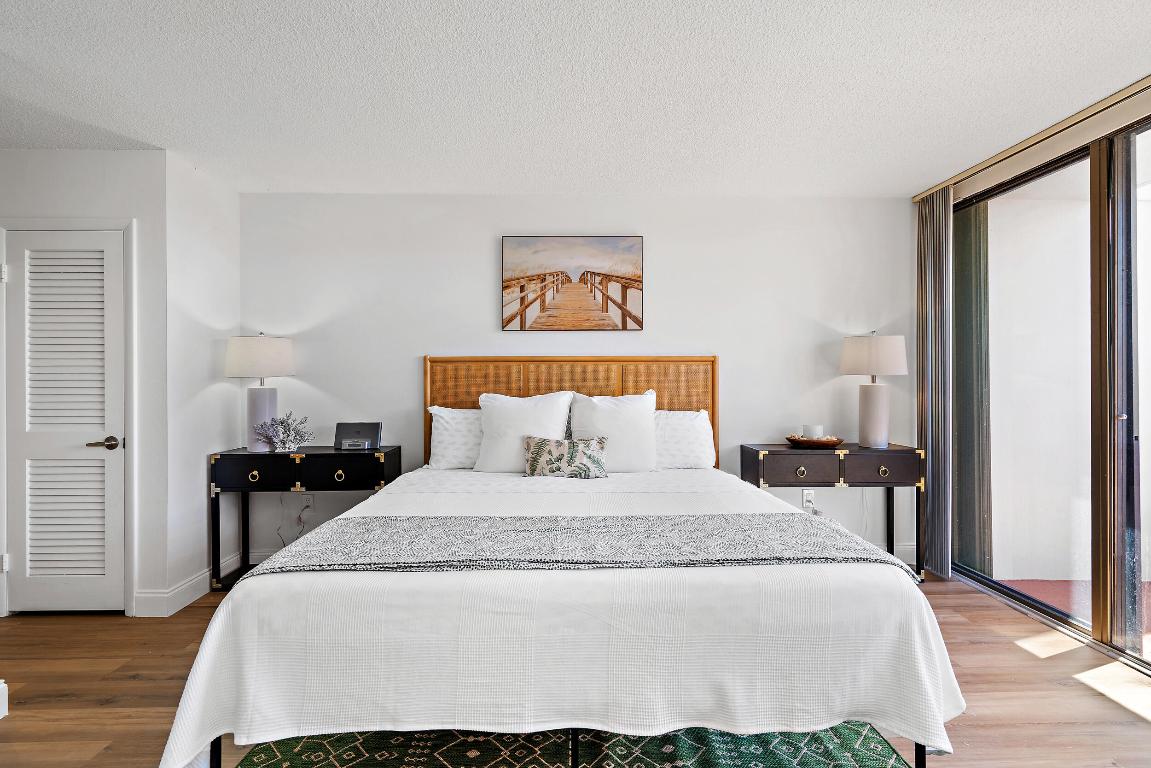 225 Beach Road Unit: 105