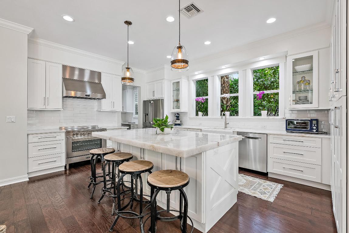 1055 W Frederick Small Road