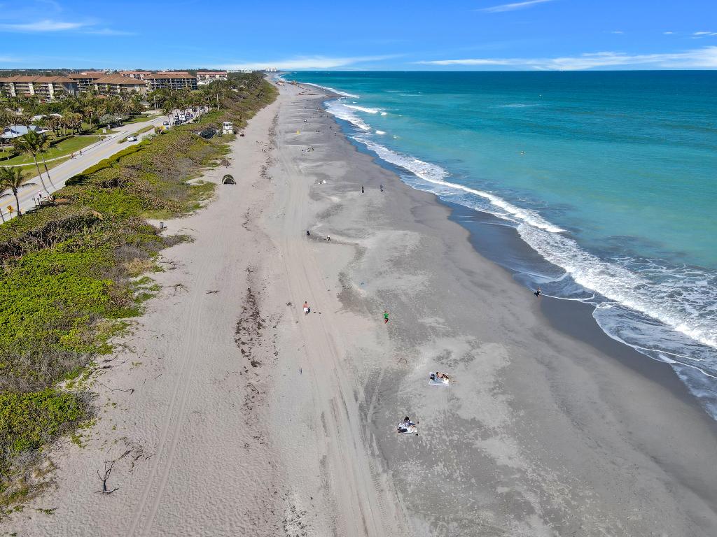 911 Oak Harbour Drive